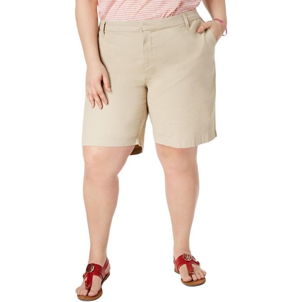 NWT Size 16 W Tommy Hilfiger Women's Hollywood 9 Inch Chino Short Ultra Khaki